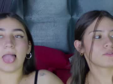 Zoee_Moretti Chaturbate stream image from August 27, 2025