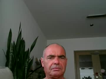 June1616 Chaturbate stream image from August 27, 2025