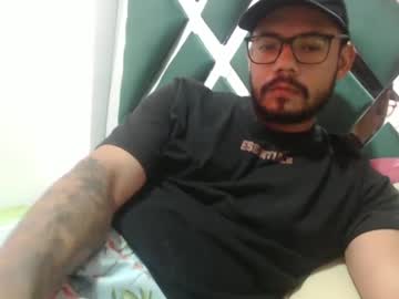 Juanfe_Style Chaturbate stream image from August 27, 2025