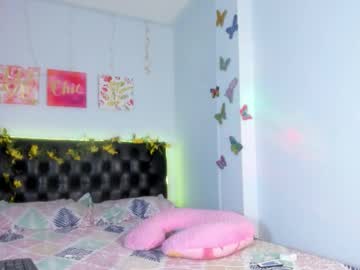 Victorialarson2 Chaturbate stream image from August 27, 2025