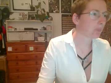 Aliceinwonderland111_ Chaturbate stream image from August 27, 2025