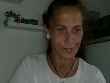 Bosslady99 Chaturbate stream image from August 27, 2025