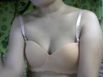 Missjona08 Chaturbate stream image from August 27, 2025