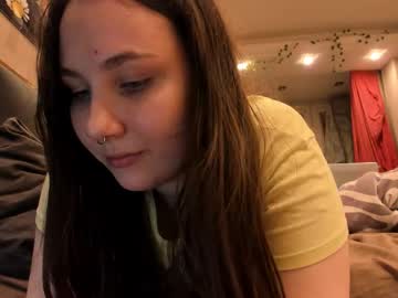 Viverlove Chaturbate stream image from August 27, 2025