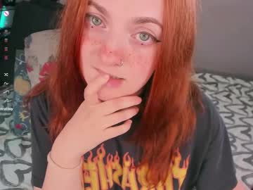 Juliet_Schoolgirl Chaturbate stream image from August 27, 2025