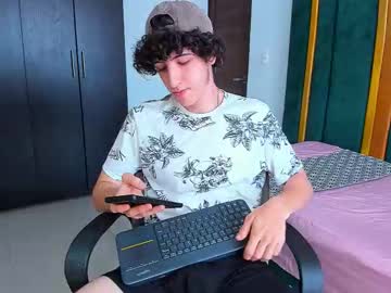 Kervs__ Chaturbate stream image from August 27, 2025