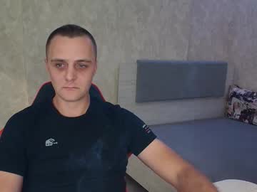Lucky_Guy99 Chaturbate stream image from August 27, 2025