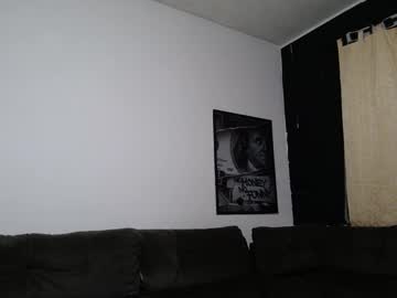 Milioncouple Chaturbate stream image from August 27, 2025