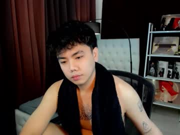 Lukeevansx Chaturbate stream image from August 27, 2025