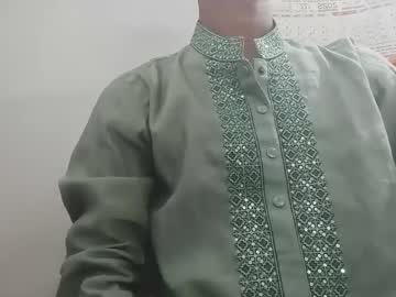 Moso999 Chaturbate stream image from August 27, 2025