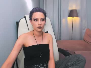 Via_Mayer Chaturbate stream image from August 27, 2025