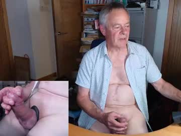 Andrew_9999 Chaturbate stream image from August 27, 2025