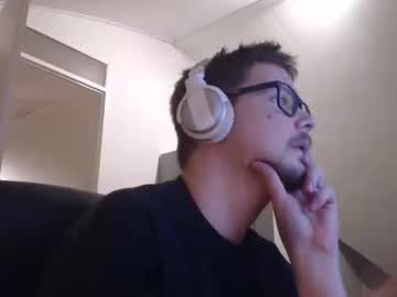 Chillzonecam Chaturbate stream image from August 27, 2025