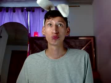 Disey222 Chaturbate stream image from August 27, 2025