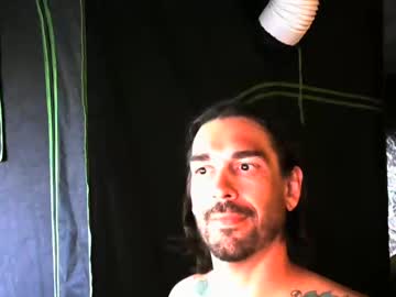 Mistergentlemanluke Chaturbate stream image from August 27, 2025