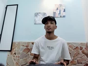 Vdavid_11 Chaturbate stream image from August 27, 2025