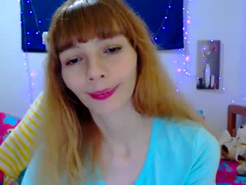 Abbiwinter Chaturbate stream image from August 27, 2025
