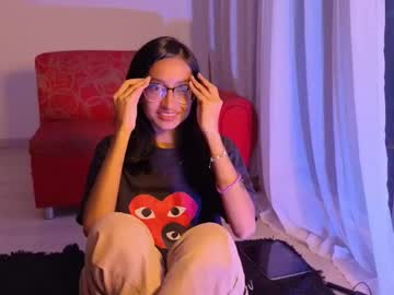 Babby_Bella Chaturbate stream image from August 27, 2025