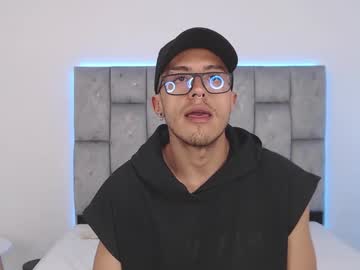 Blakefire_ Chaturbate stream image from August 28, 2025
