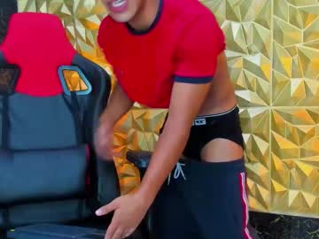 Crh58_ Chaturbate stream image from August 28, 2025