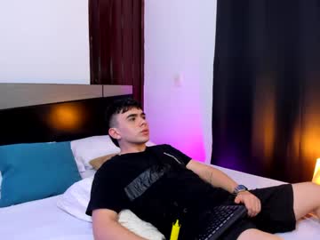 Jey_Keler1 Chaturbate stream image from August 28, 2025