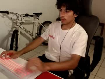 Thieves_Us Chaturbate stream image from August 28, 2025