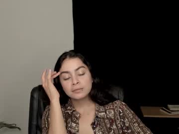 Eva_Monn Chaturbate stream image from August 28, 2025