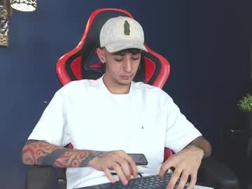 Johanmartony Chaturbate stream image from August 28, 2025