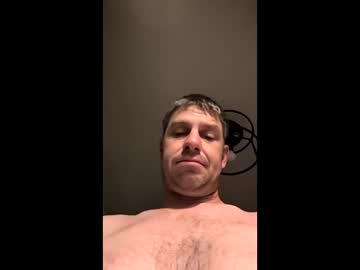 Playswithbutt Chaturbate stream image from August 28, 2025