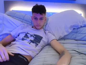 Taylorcamz Chaturbate stream image from August 28, 2025