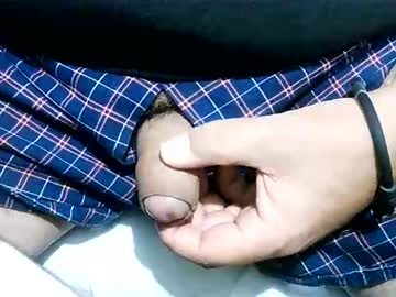 Arris_64 Chaturbate stream image from August 28, 2025