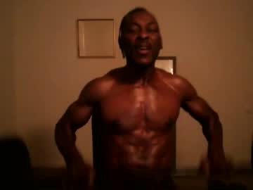 Bluemagikman Chaturbate stream image from August 28, 2025
