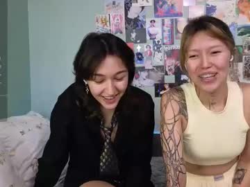 Buyonegettwo Chaturbate stream image from August 28, 2025