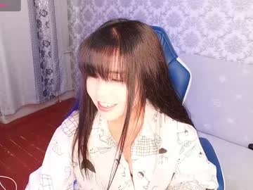 Missvalday Chaturbate stream image from August 28, 2025