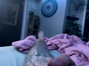 Porkdoulas Chaturbate stream image from August 28, 2025