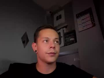 Axxmuller Chaturbate stream image from August 28, 2025
