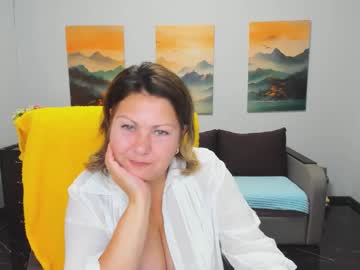 Milana_Blake Chaturbate stream image from August 28, 2025
