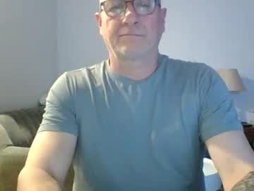 Moamale Chaturbate stream image from August 28, 2025