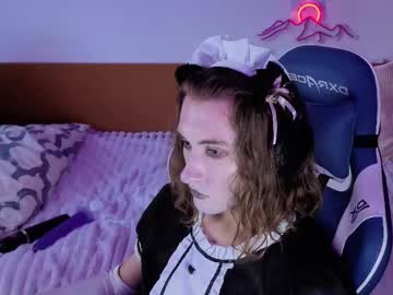 Whitekittenenergy Chaturbate stream image from August 28, 2025