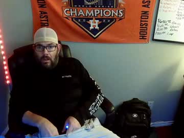 Taintnuzzler_13 Chaturbate stream image from August 28, 2025