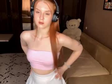 Cyndydemyan Chaturbate stream image from August 28, 2025