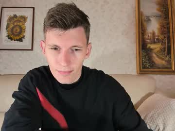 Kevin_Hornyyy Chaturbate stream image from August 28, 2025