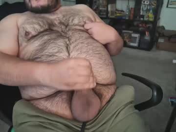 Higuy527 Chaturbate stream image from August 28, 2025