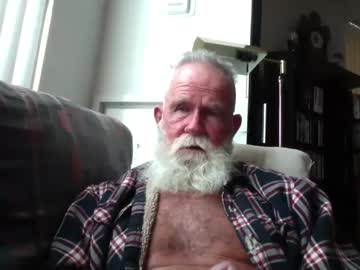 Beardbushy Chaturbate stream image from August 28, 2025