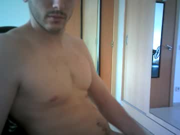 Boreedguy Chaturbate stream image from August 28, 2025