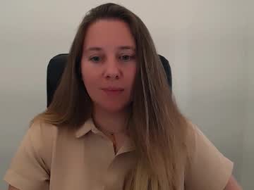 Darklure_ Chaturbate stream image from August 28, 2025