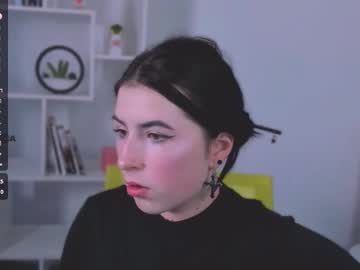 Kaisy_Fair Chaturbate stream image from August 28, 2025