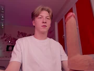 Themikesever Chaturbate stream image from August 28, 2025