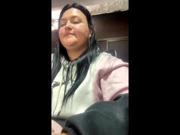 Zara__22 Chaturbate stream image from August 28, 2025
