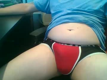 Barebear42 Chaturbate stream image from August 28, 2025